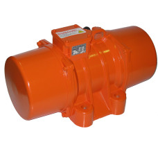 Площадочный вибратор Красный Маяк ИВ-12-25 (380В) 045-0222 Площадочный вибратор Красный Маяк ИВ-12-25 (380В) 045-0222